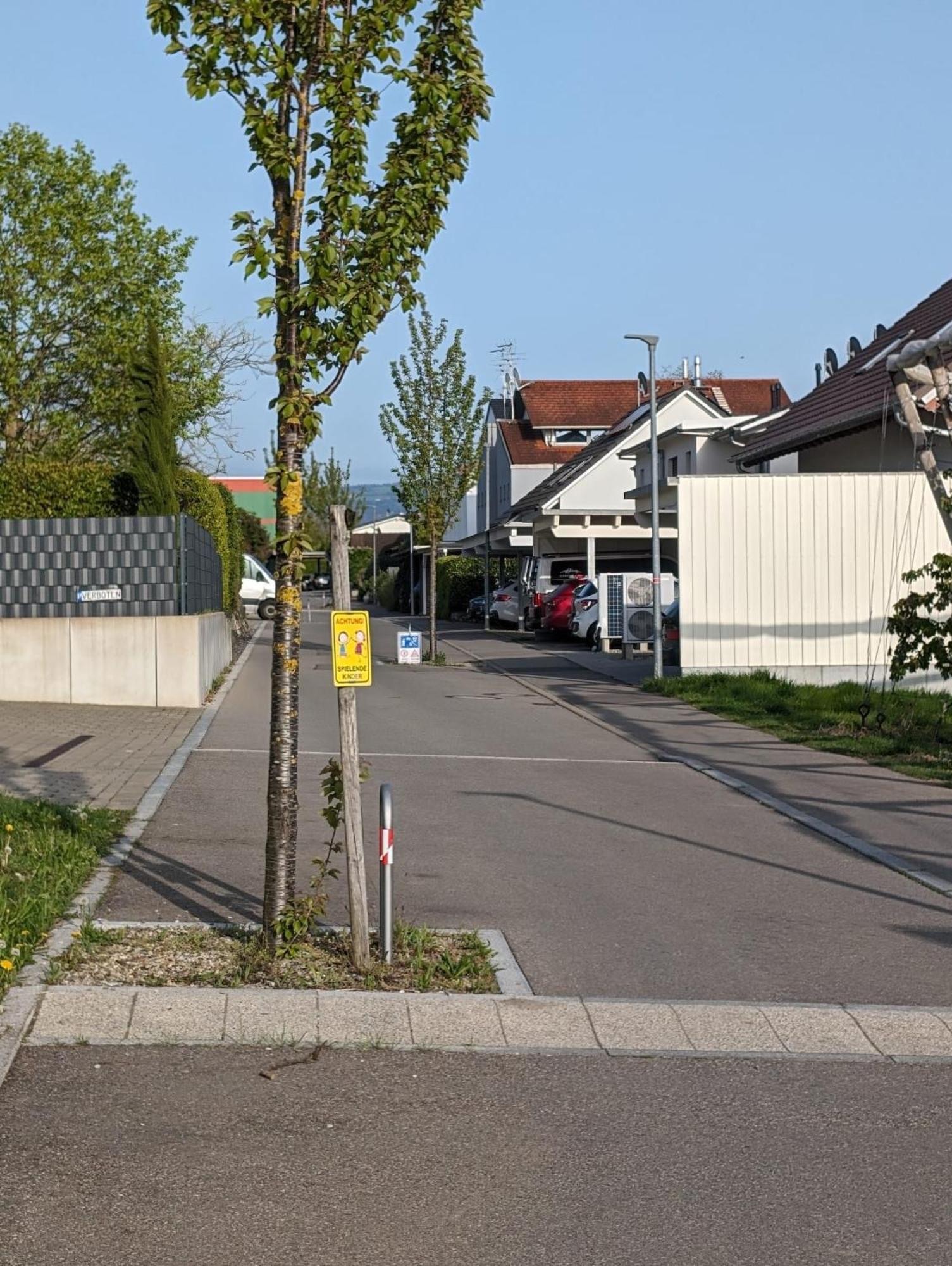 Kinderlachen Wasserburg Bagian luar foto